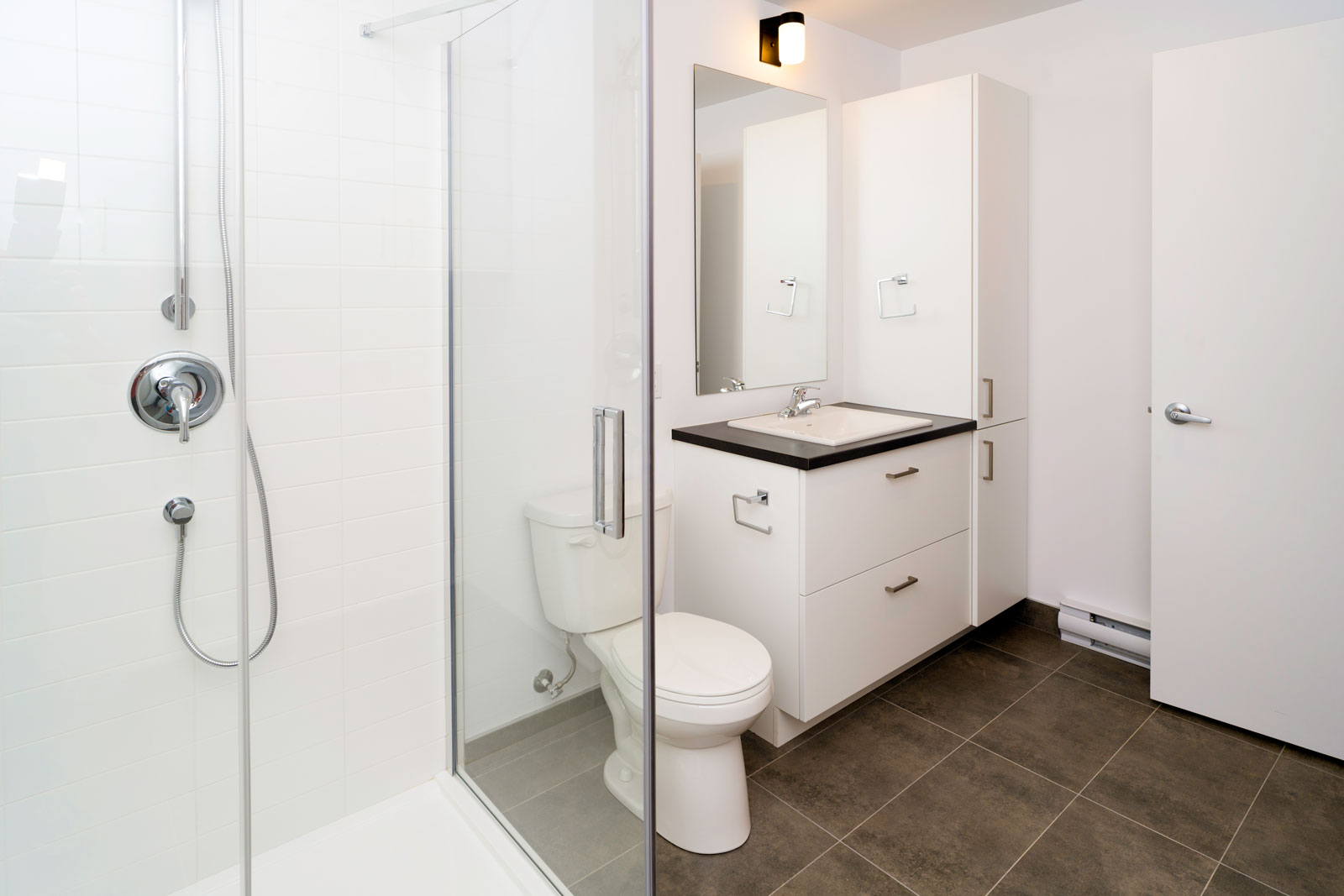 Salle de bain d'un condo 2½